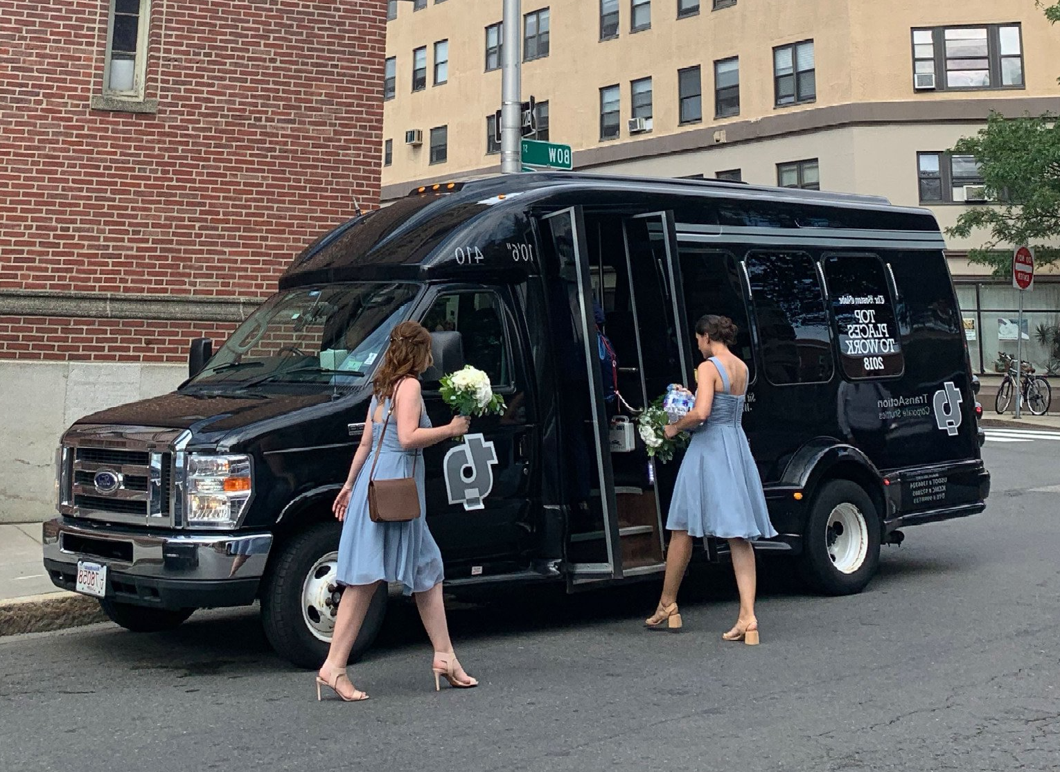 wedding-transportation-shuttle