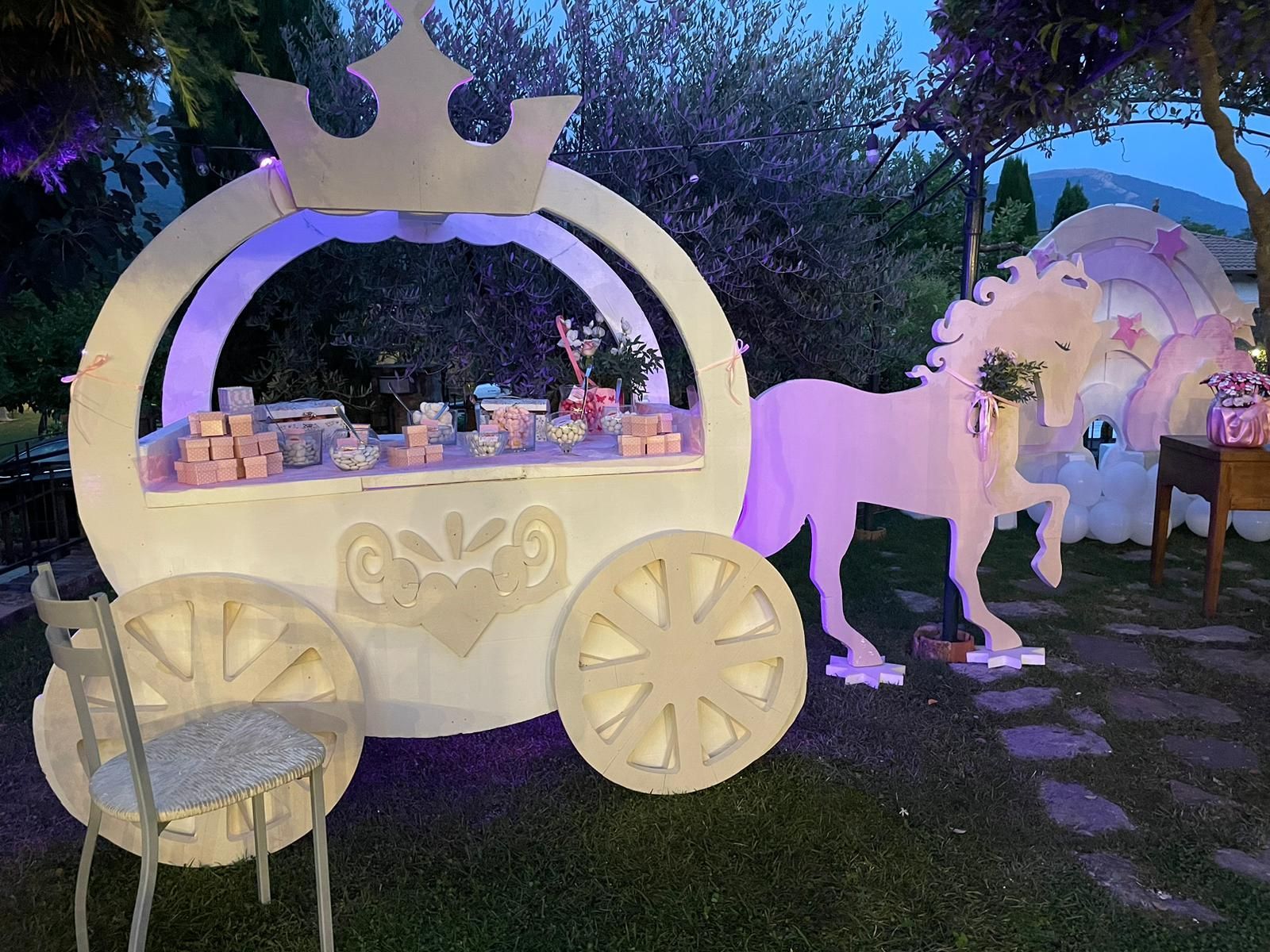 allestimento matrimonio con scenografia