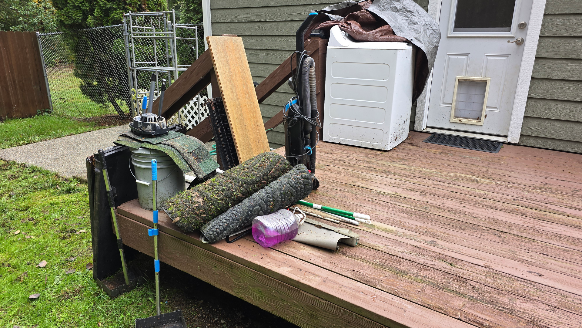 bremerton, junk removal, garage cleanout, before