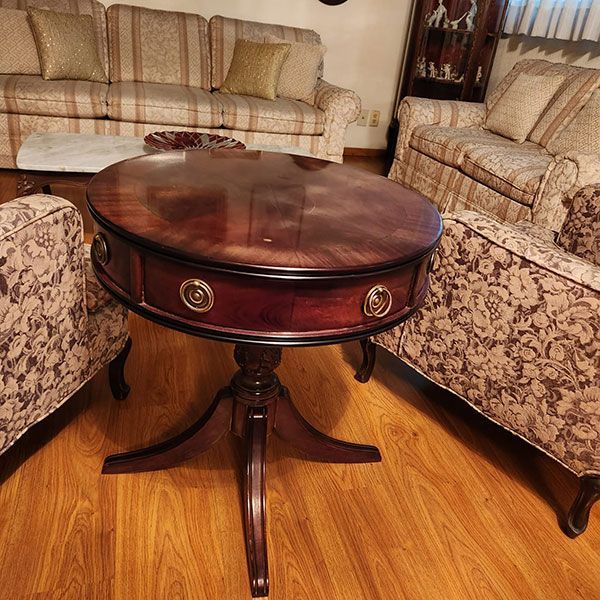 MAURICIO MENA COMPRO USADO 