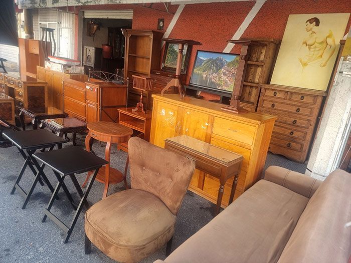 MAURICIO MENA COMPRO USADO 