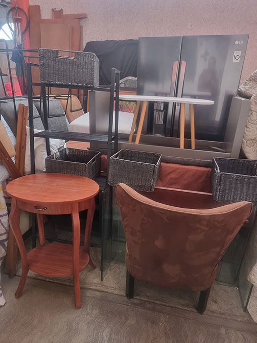 MAURICIO MENA COMPRO USADO 