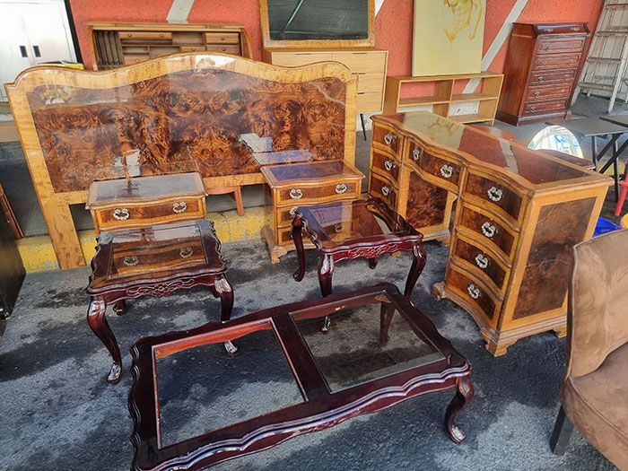 MAURICIO MENA COMPRO USADO 