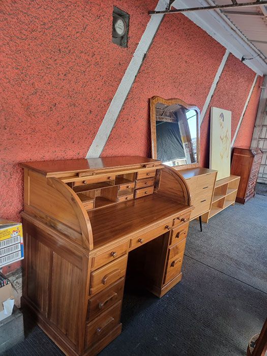 MAURICIO MENA COMPRO USADO 