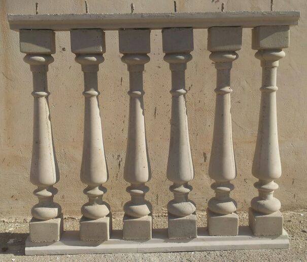 davanzali e ringhiere in cemento