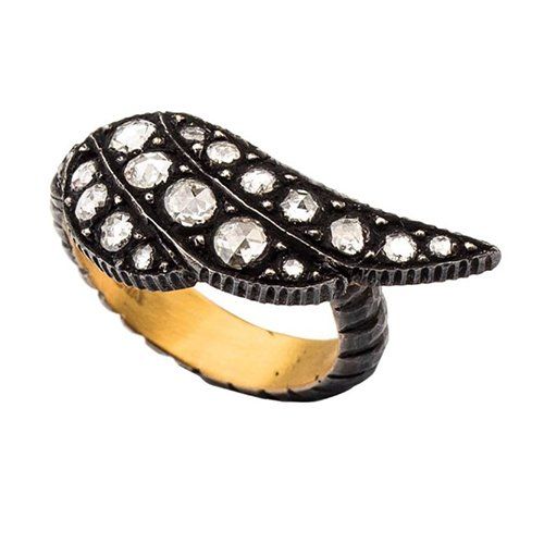 Yossi Harari - accesorries