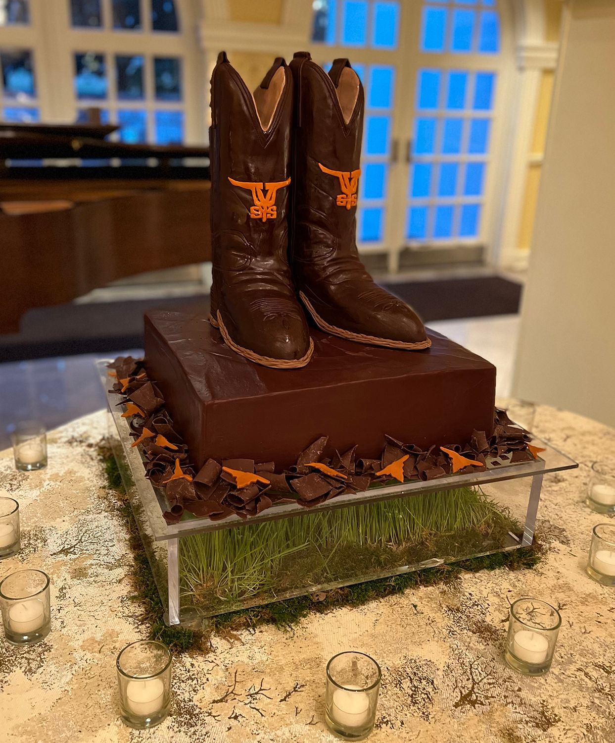 dallas affairs- grooms cake 45