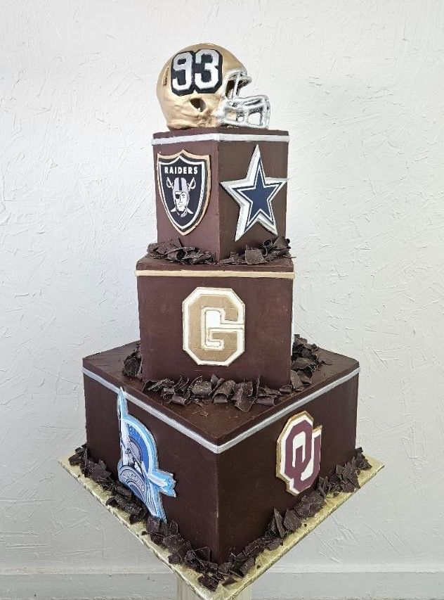 dallas affairs- grooms cake 54