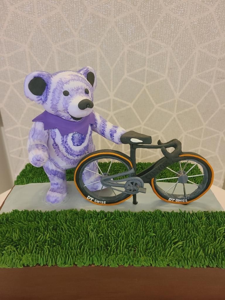 dallas affairs- grooms cake 41