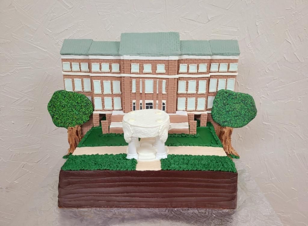 dallas affairs- grooms cake 39