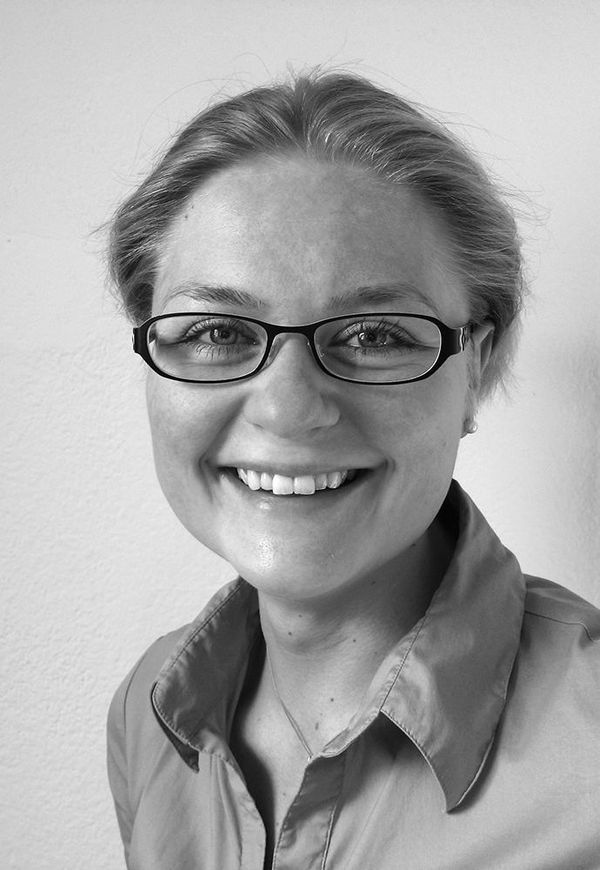 Dr. Julia Thiessen, Zahnärztin in München Neuperlach
