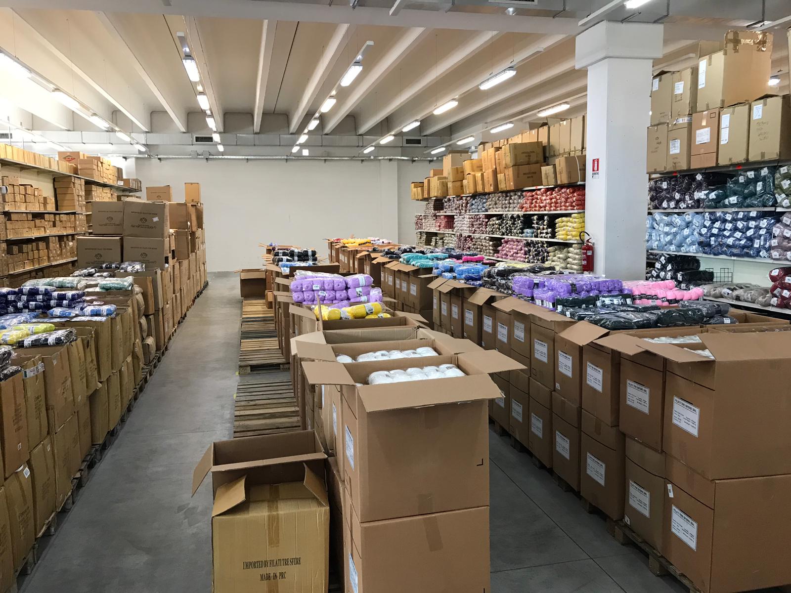 magazzino filati tre sfere