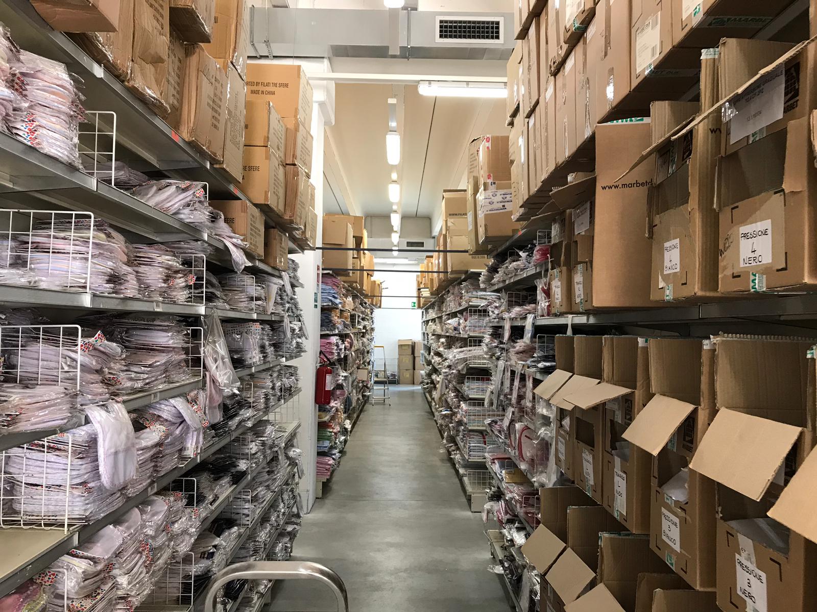 magazzino filati tre sfere