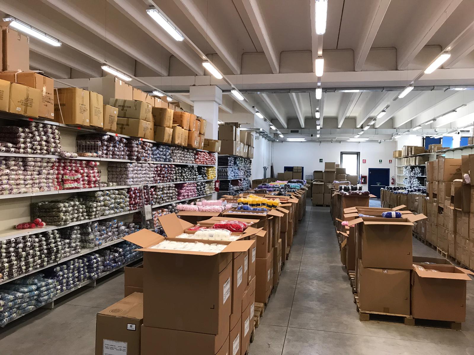 magazzino filati tre sfere