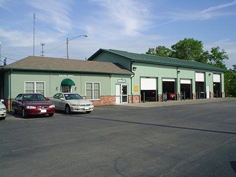 exterior view of Commercial building