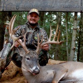 Whitetail Hunting Client