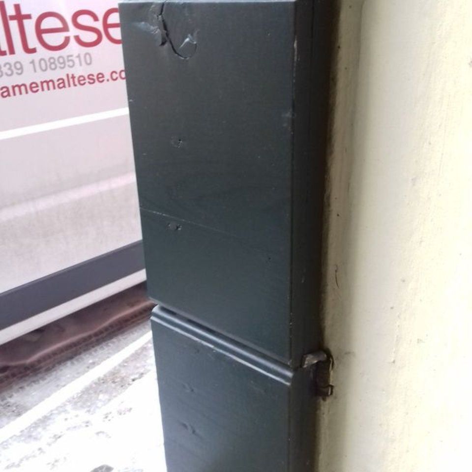 dettaglio anta portone