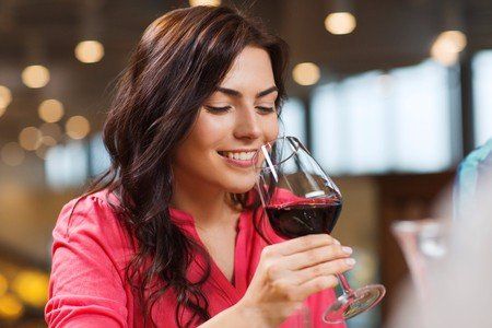 red wine, oral health, health benefits of red wine