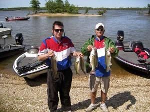 Men with fish on the road up view |  Auto Smart