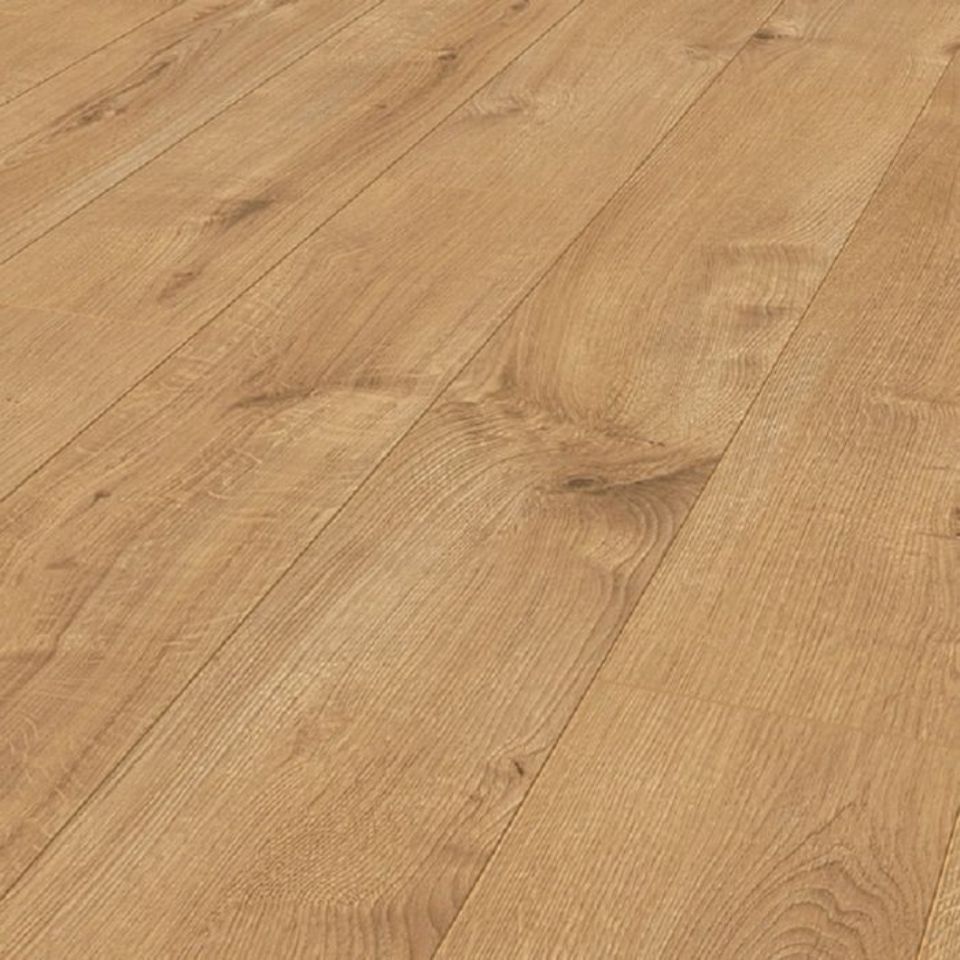 pavimento assi in legno laminato