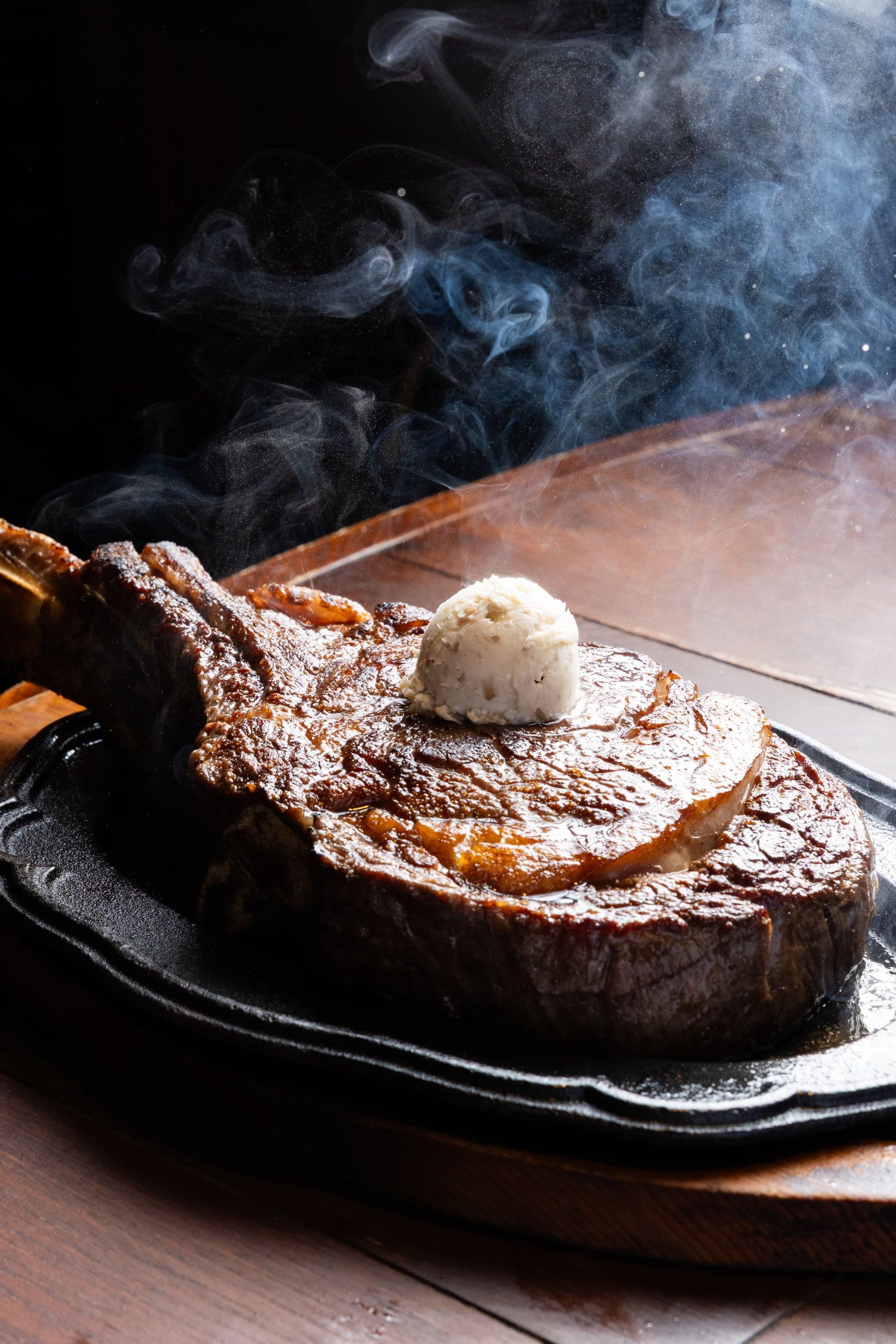 TOMAHAWK_Aloha Steak House