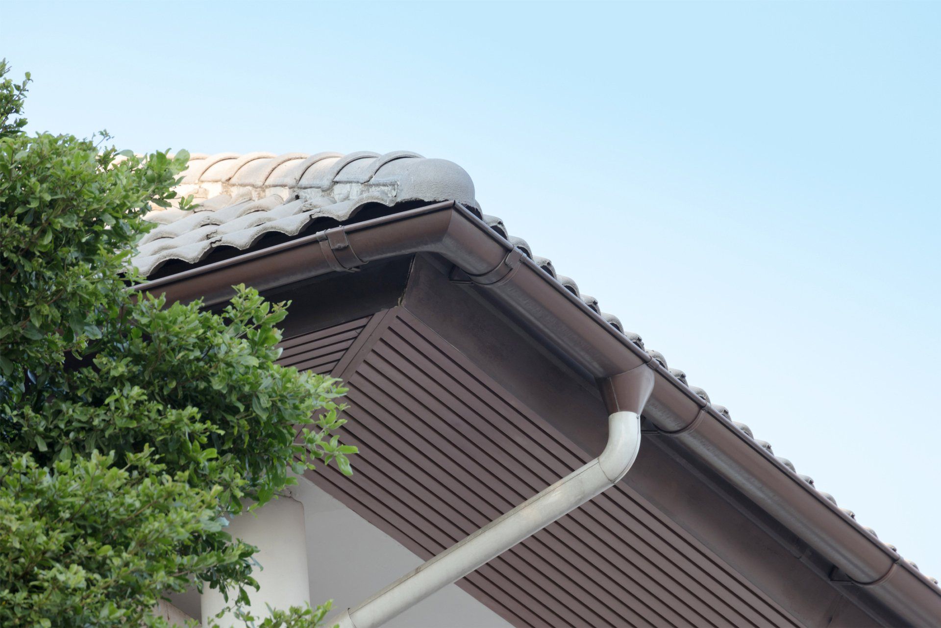 Rain Gutter On Top Of Roof — Concord, NC — B.W. Larrimore Construction