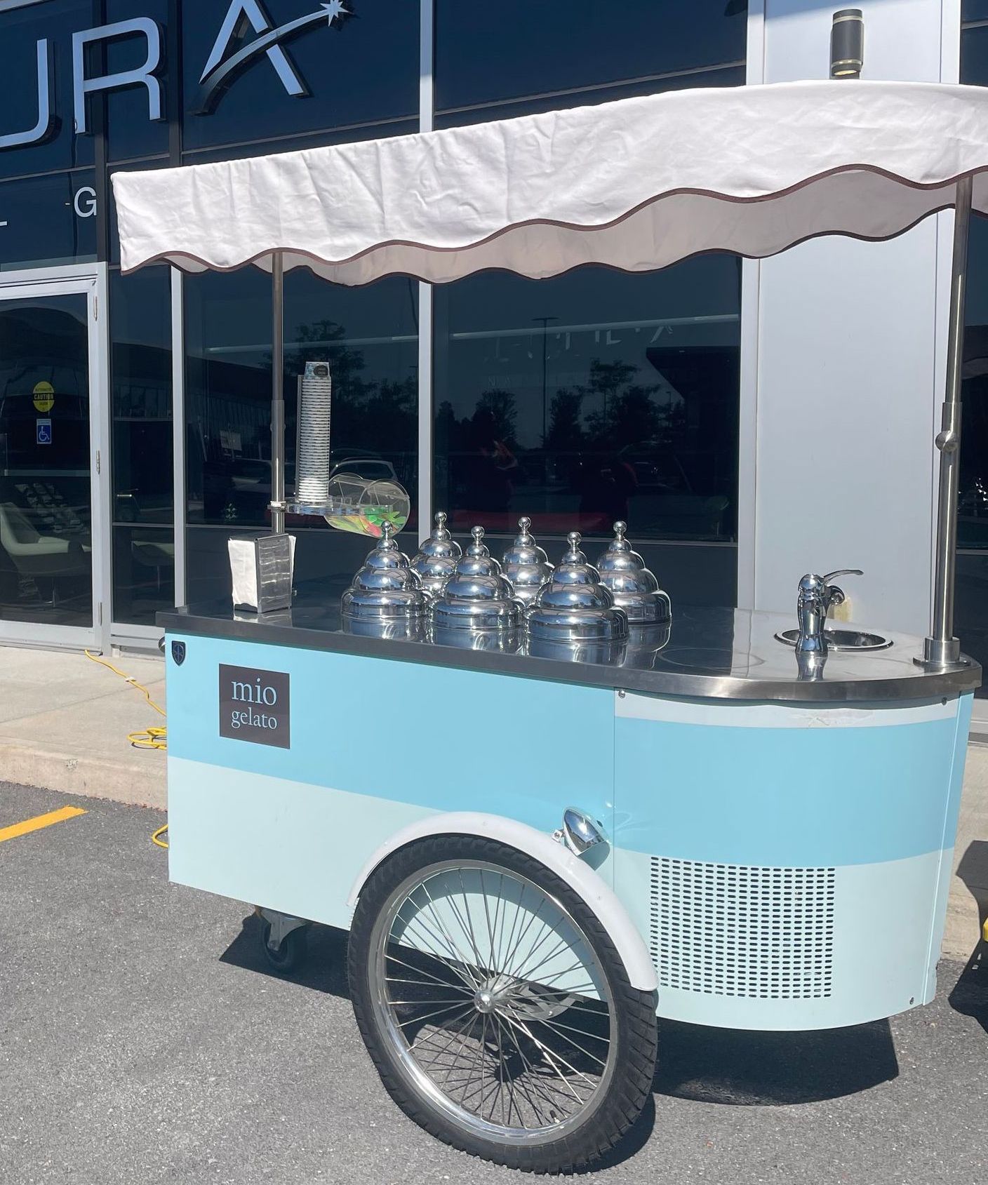 mio gelato cart at a corporate event