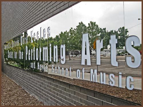 A sign for the performing arts at the school of music