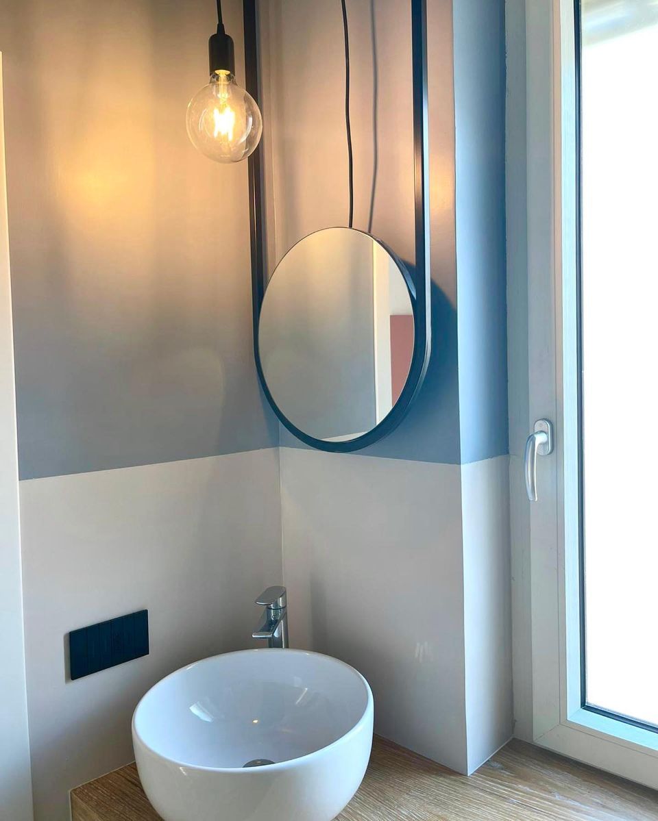 bagno con sanitari rotondi