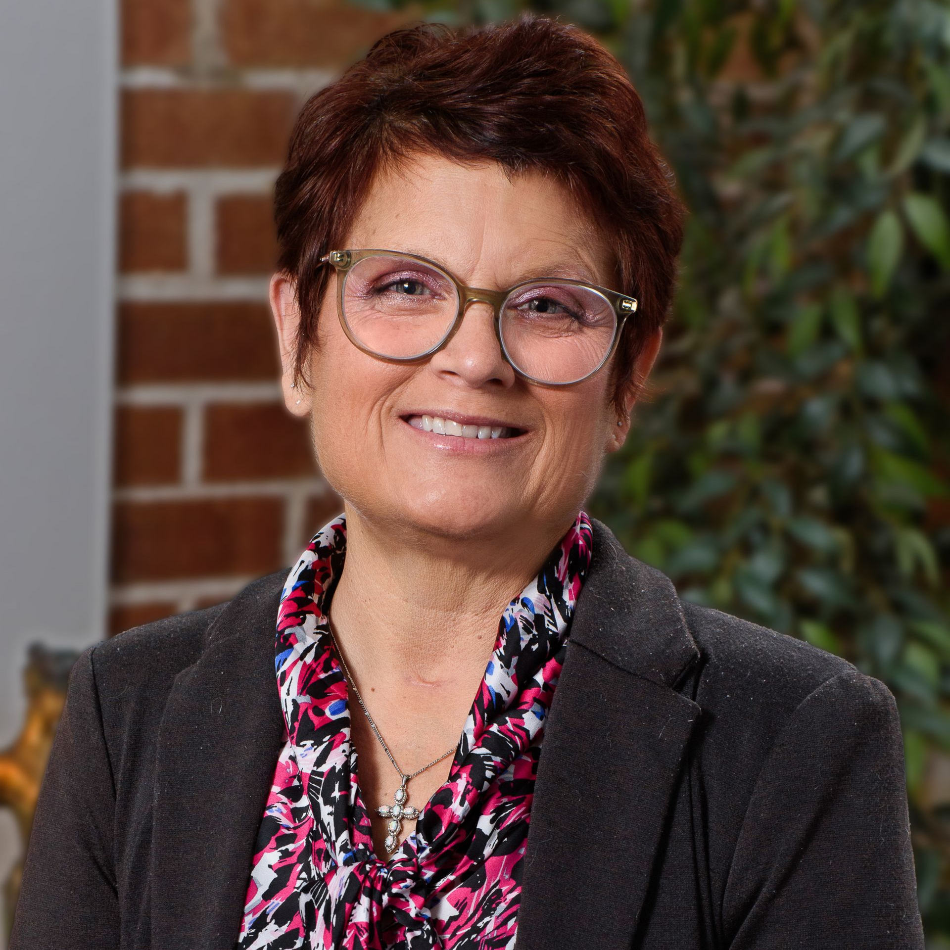 Heidi J. Tooke Headshot