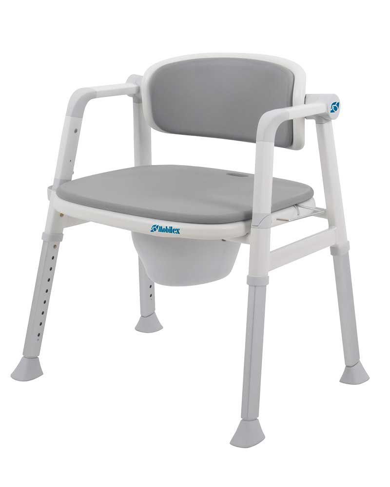 Hvid og grå badestol med polstret sæde, ryg og armlæn samt en aftagelig spand.