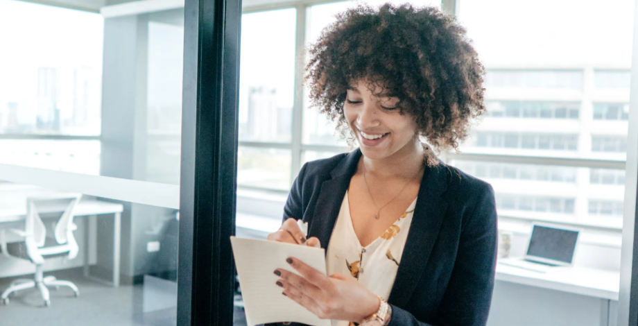 Having an HR Compliance Checklist helps reduce legal risk, support your team, and keep business operations running smoothly.