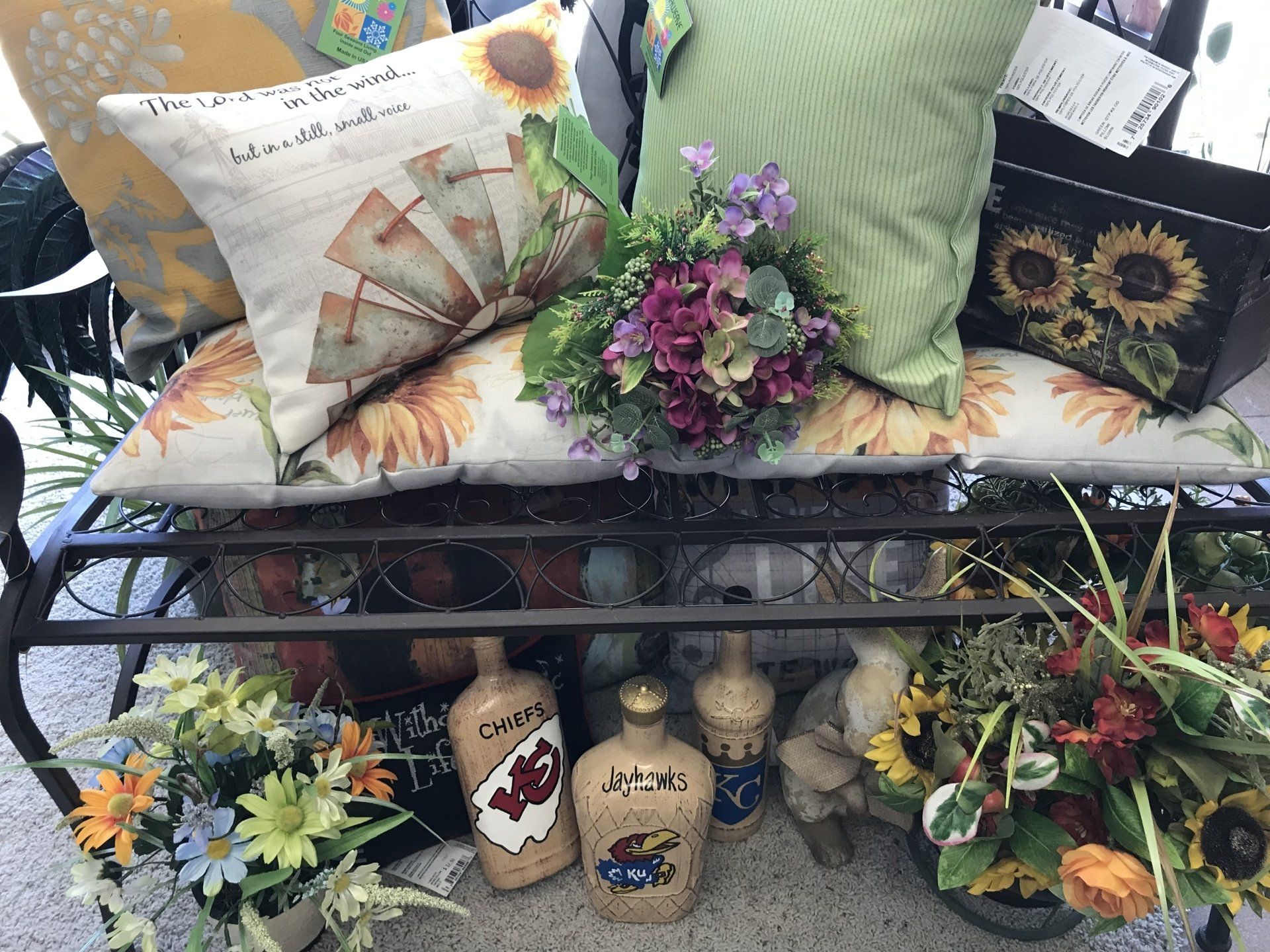 Home Decor - Absolute Design By Brenda - Topeka KS