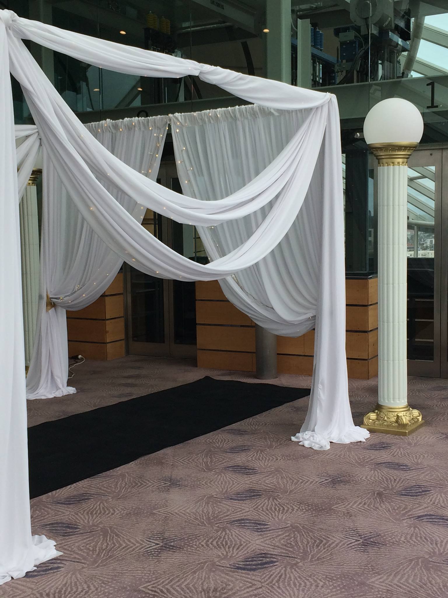 Gold and white Roman Column