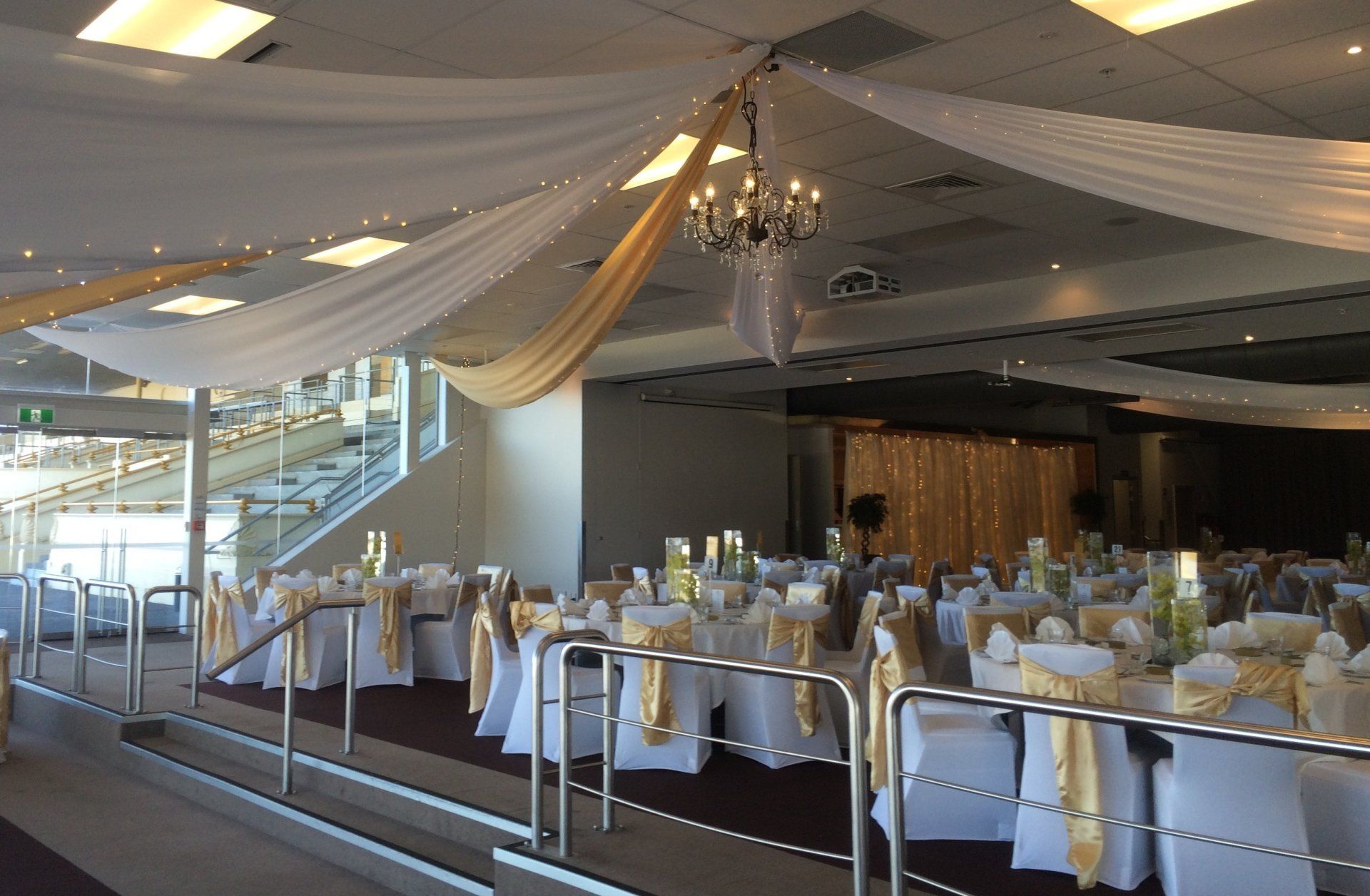 Backdrop Roman Right