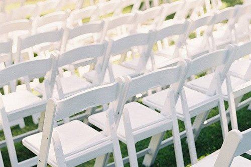 white chair for outdoor event