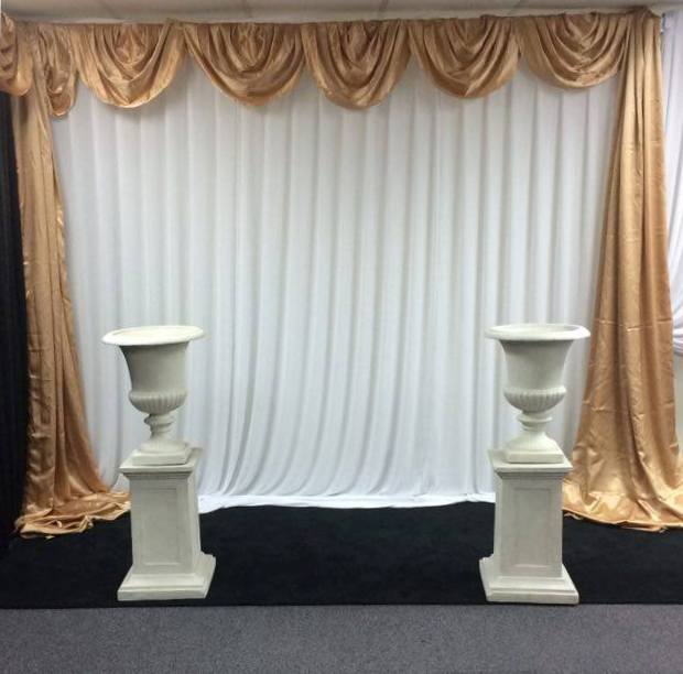 Backdrop Roman Right