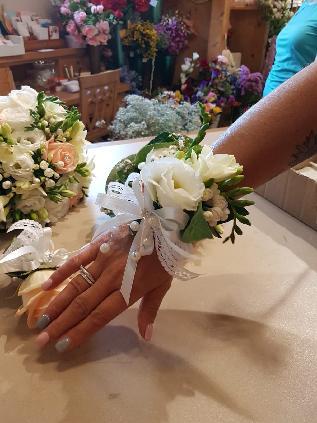bouquet di fiori da polso