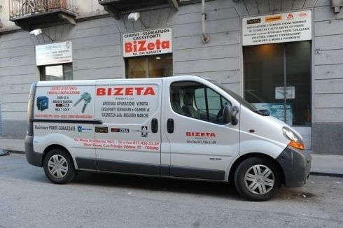 furgone pronto intervento apertura porte