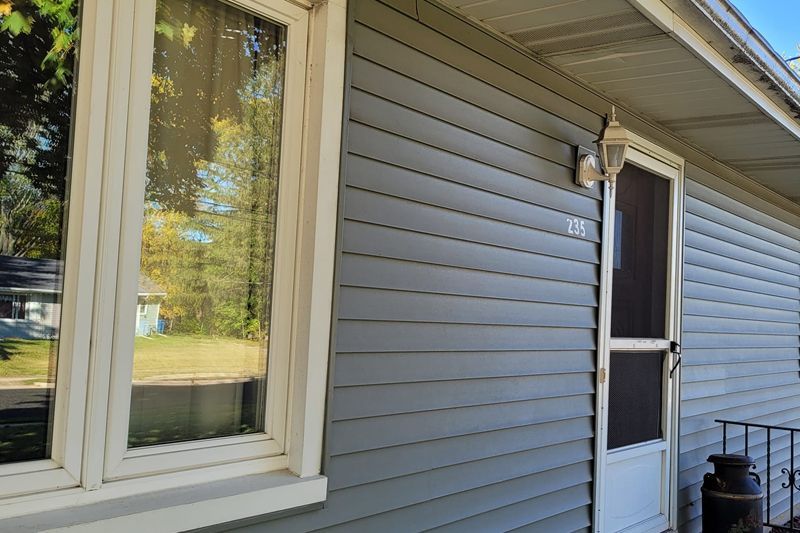 Residential House With Clean Siding