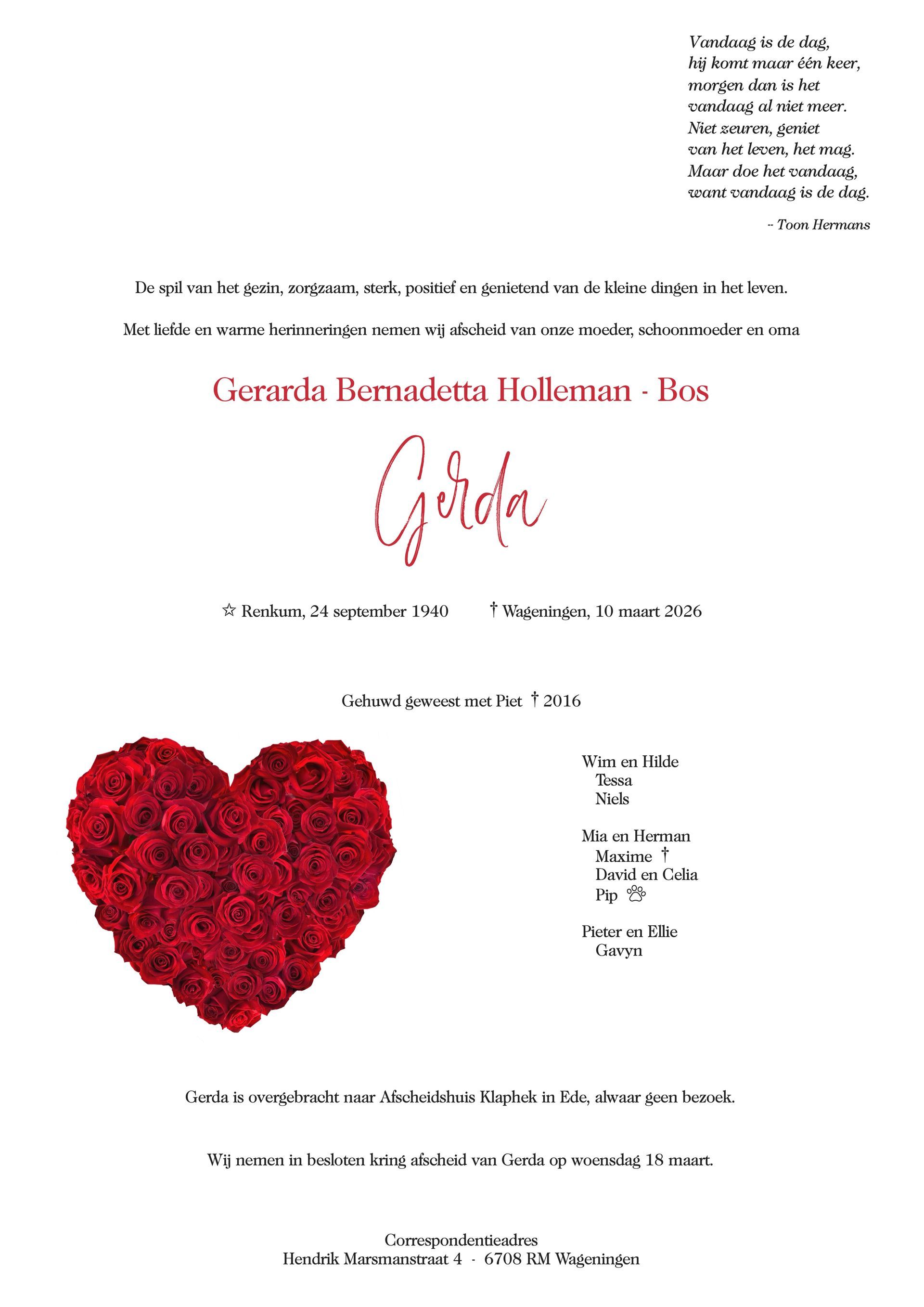 Een uitnodiging voor de uitvaart met een hartvormige afbeelding van een rode roos, getiteld 