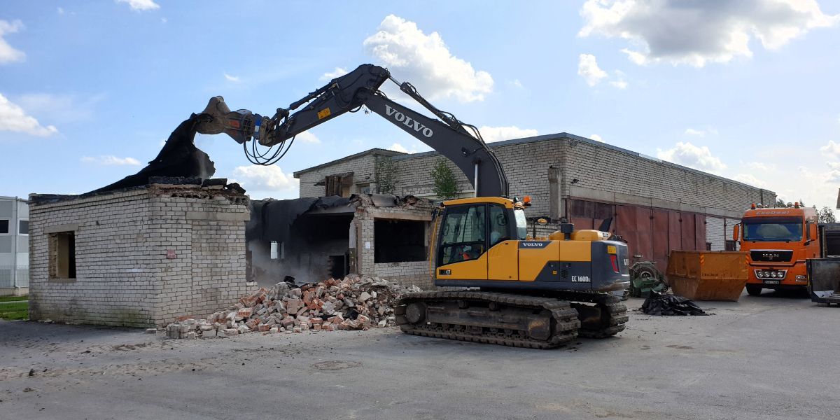 Ēku demontāža
