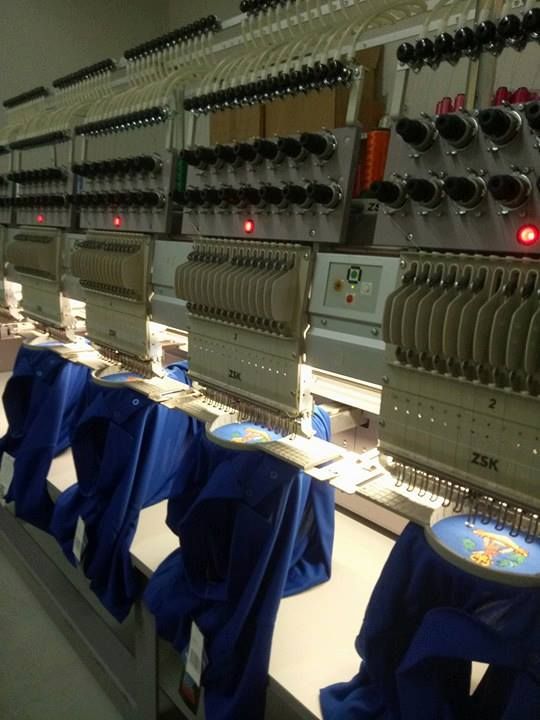 Explore Our Corporate High Gloss Acrylic Face Award for a Sophisticated Recognition Solution  — Complete TAG Solutions