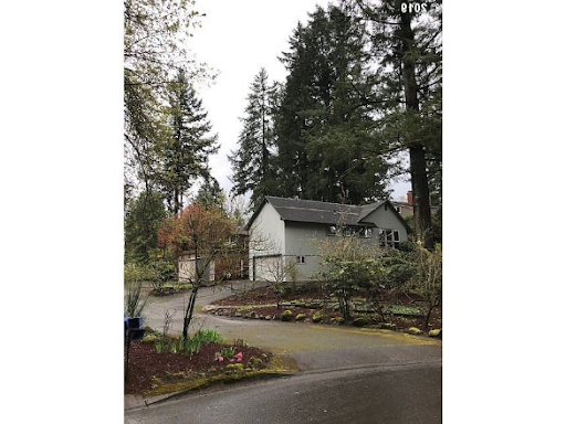 6790 SW Larkspur Place House