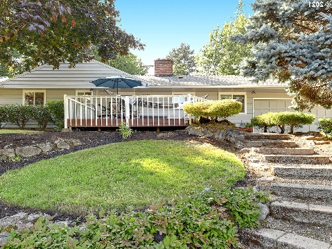 6790 SW Larkspur Place House