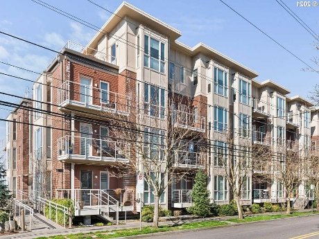 6790 SW Larkspur Place House