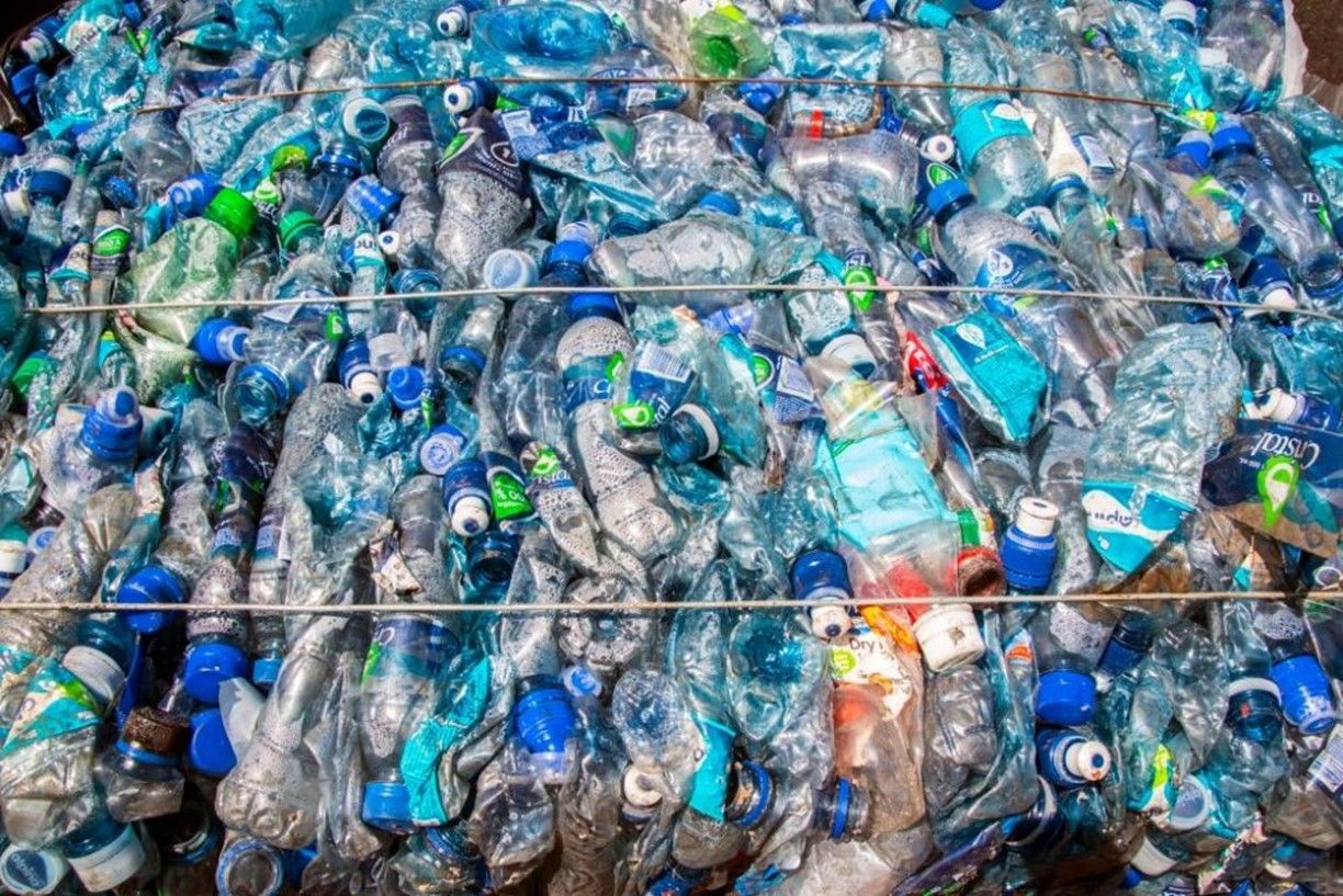 Plastics Recycling | Chicago | Mid America Paper