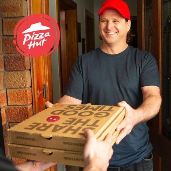 Pizza Hut marketing ad