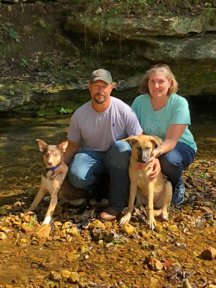 Image unavailable icon; a gray square with a mountain icon and a diagonal line across.