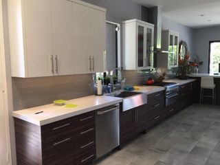 California — Wall Kitchen Cabinets in Palm Desert, CA